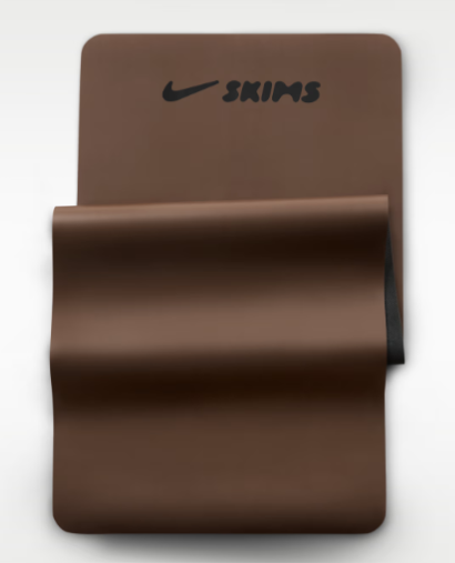 Nike X SKIMS - Tapis de yoga – Image 2